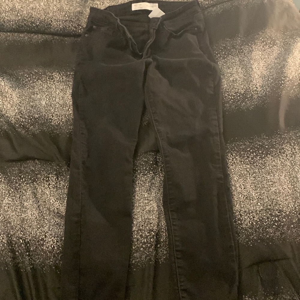 Black,skinny, straight pants